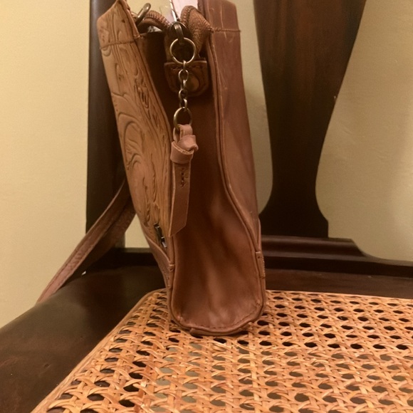 the Sak - Picture 5 of 17